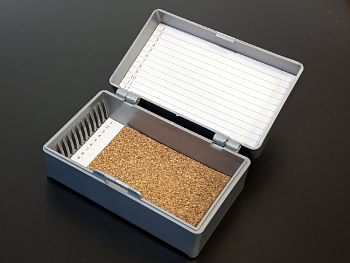 Штатив-бокс для предметных стекол на 12 шт, полистирол, упаковка 1 шт Штатив-бокс для предметных стекол на 12 шт, полистирол, упаковка 1 шт