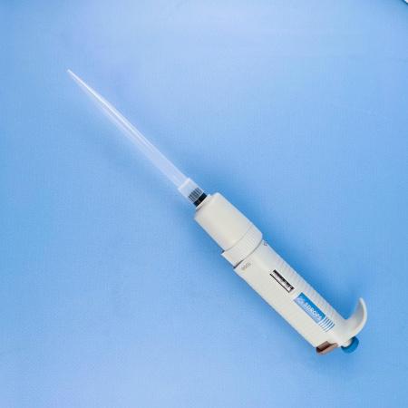 Дозатор 5drops-P5000, 1-кан., перем. объема, автоклавируемый, 1-5 мл