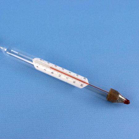 Ареометр для нефти и нефтепродуктов АНТ-1 (650...710) кг/м3, (ГОСТ 18481-81), с поверкой до 26г.