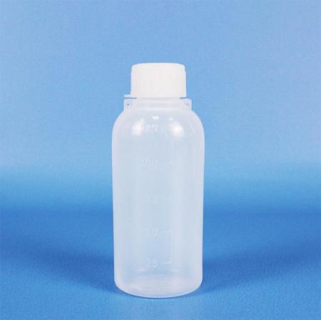 Бутылка, 250 мл, ПЭ, узкое горло, градуированная, Lamaplast Бутылка, 250 мл, ПЭ, узкое горло, градуированная, Lamaplast - В наличии