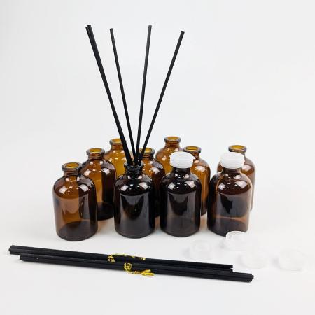 Специализированный набор для ароматических диффузоров на 50 мл "Title Perfume", флаконы темн. стекло с пласт., пробкой 10 шт/упак + фибровые палочки - В наличии