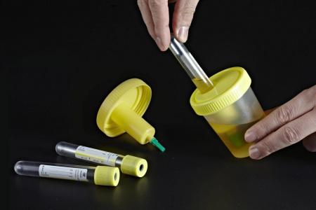 Контейнеры лабораторные для взятия проб, стерильные, п/п - 120 мл, с держателем, инд. уп, ( упаковка 250 шт ) IT