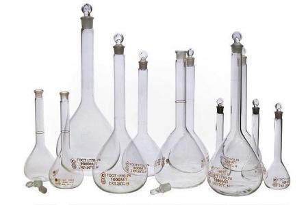 Колба мерная 2-250-2, 250 мл, 2 класс точности, стеклянная пробка, шлиф 14/23 - В наличии