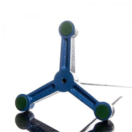 Основание штатива треугольное 135*600 мм Основание штатива треугольное 135*600 мм