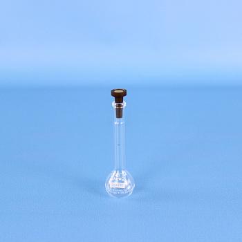 Колба мерная 2а-10-1, 10 мл, 1-го кл.точности, пластиковая пробка (ГОСТ 1770-74)