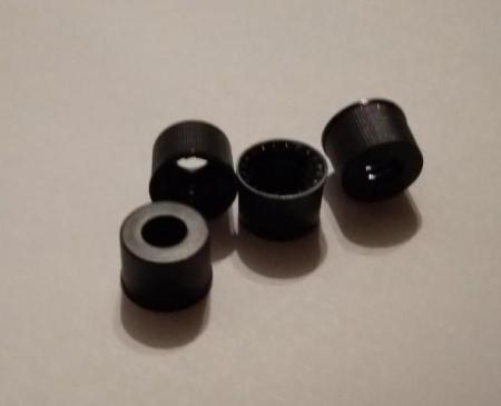 Крышка к винтовым виалам с резьбой 9-425, синяя/черная, с отв 6 мм., 100 шт/упак - В наличии