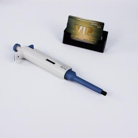 Дозатор (пипетка механическая) 1-кан перем объема DLab, 100-1000 мкл