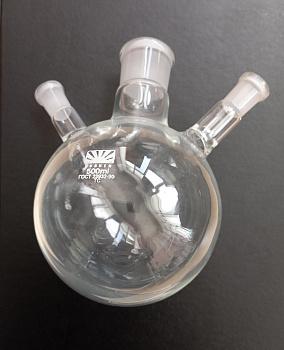 Уценка: Колба трехгорлая КГУ-3-1-500, 500 мл, шлифы 29/32-14/23-14/23, трещина