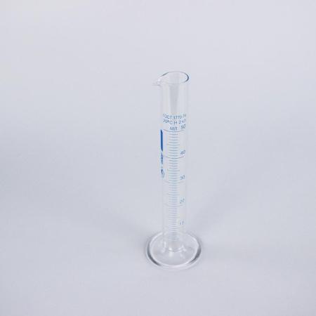 Цилиндр мерный 1-50-2, 50 мл, со стеклянным основанием, с носиком, (ГОСТ 1770-74) - В наличии