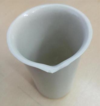 Уценка: Стакан №4, 250 мл, диаметр 60 мм, высота 110 мм, с носиком, фарфор, ГОСТ 9147-80, скол