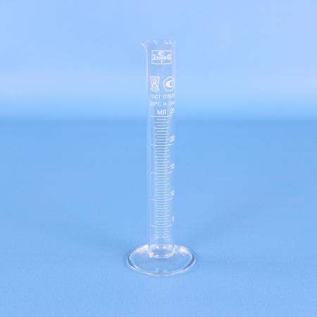Цилиндр мерный 1-25-2, 25 мл, со стеклянным основанием, с носиком, (ГОСТ 1770-74) - В наличии