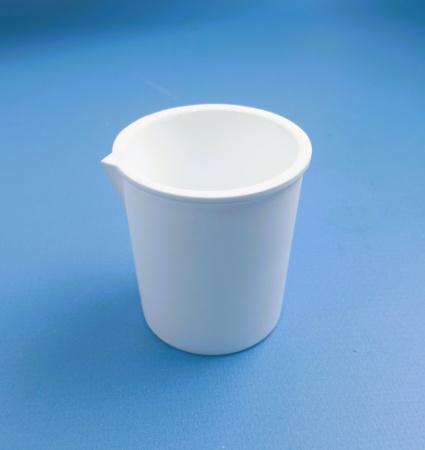 Стакан лабораторный, 100 мл, фторопласт, с носиком