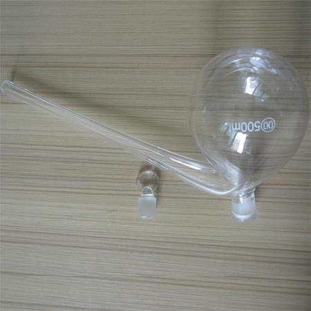 Реторта, 250 мл, стекл пришлиф., пробка сверху - В наличии