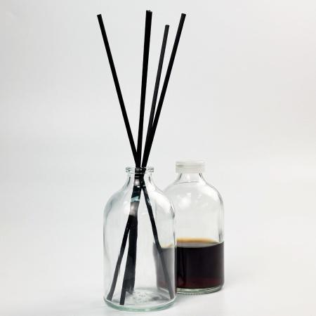 Флаконы 100 мл для диффузоров 5Drops, светлое стекло 3-го класса, круглый скат, G20, гладкое горло, с пласт., пробкой, 63 шт/упак - В наличии