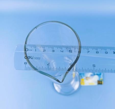 Цилиндр мерный 5drops 1-1000-2, 1000 мл, стекло Boro 3.3, со стеклянным основанием, с носиком, градуированный